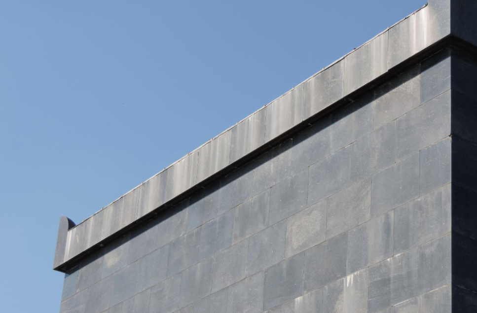 An example of CMU block wall.